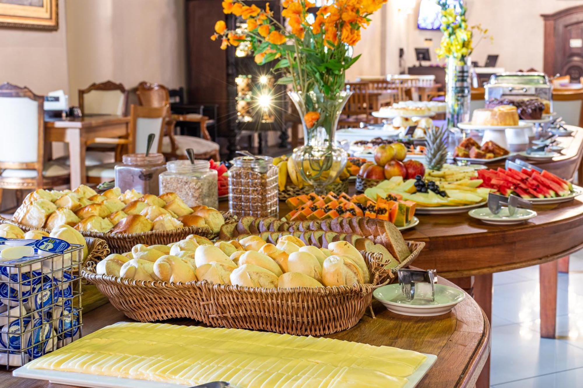 Castelo De Itaipava - Hotel, Eventos E Gastronomia Extérieur photo