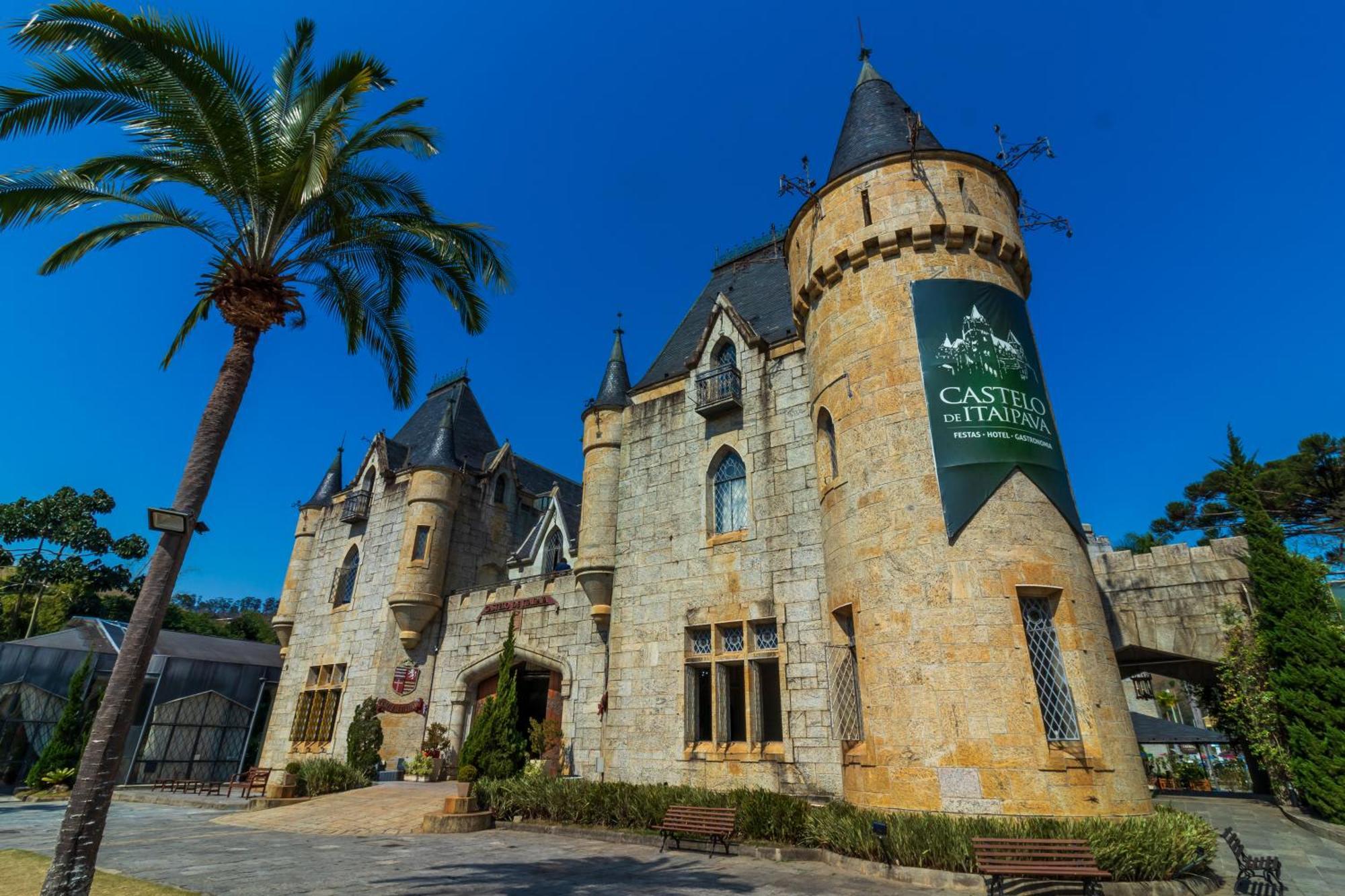 Castelo De Itaipava - Hotel, Eventos E Gastronomia Extérieur photo